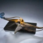 Into the Blue | Brent Cooke | Bronze art | TERAVARNA